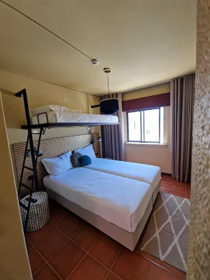Wot Sintra Ocean Hotels in Colares