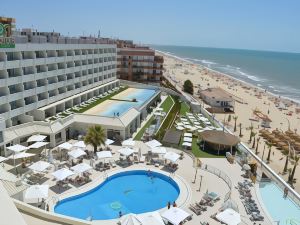 On Hotels Oceanfront - Adults Only