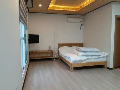 Hongcheon We All Pension Hotels near Hongcheon Ginkgo Forest