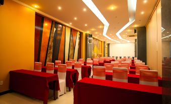 Hero Sea Hotel and Apartment Da Nang