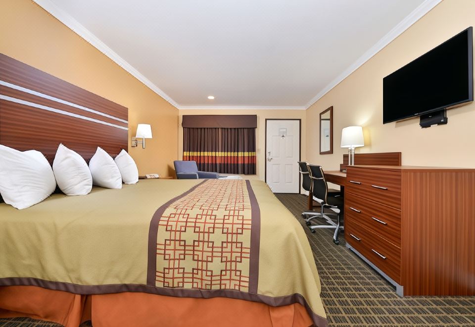 Americas Best Value Inn-Azusa/Pasadena - Housity