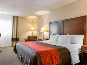 Comfort Inn & Suites Moreno Valley Near March Air Reserve Base