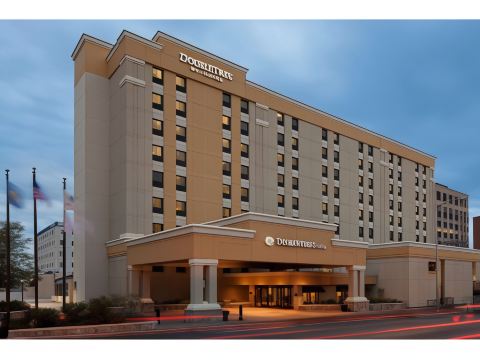 DoubleTree by Hilton Downtown Wilmington - Legal District