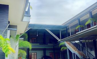 Sola Gracia Guest House & Kost