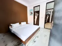 Roomshala 115 Satguru Residency Hotels in Indirapuram