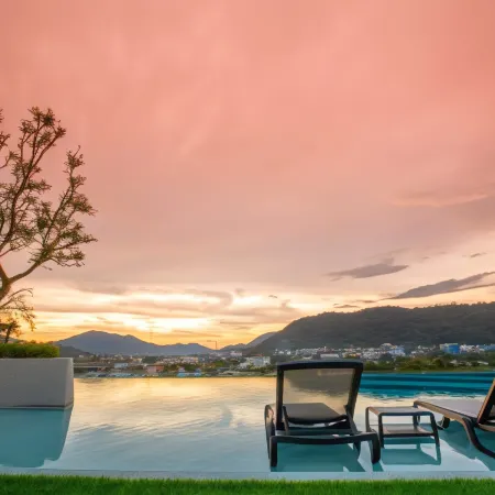 HOMA Phuket Town