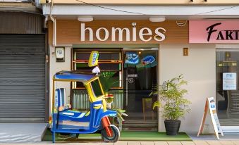 Homies Ratchada Hotel