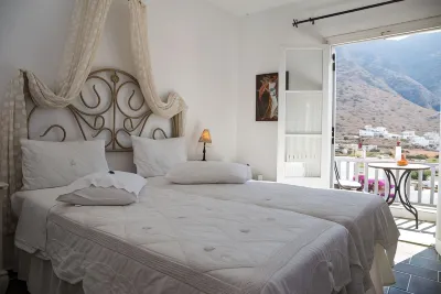 Nymfes Hotel Các khách sạn gần Faros Beach