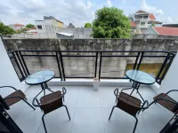 Renjana Bed and Breakfast Hotels in Mergangsan