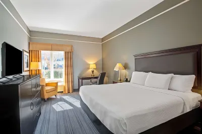 La Quinta Inn & Suites by Wyndham Mobile - Tillman's Corner