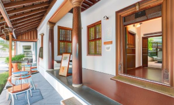 Maison Perumal Pondicherry - a CGH Earth Experience