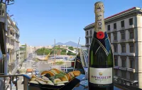 SUITE NAPOLI RIVIERA