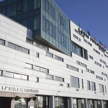 Louis Fitzgerald Hotel Отели рядом с достопримечательностью «Замок Дримна»