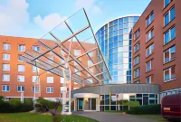 Dorint An Den Westfalenhallen Dortmund Hotel berhampiran Millipearls by Petra Sudke