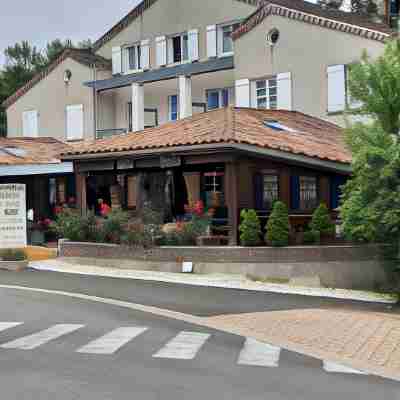Hostellerie de la Roseraie Hotel Exterior