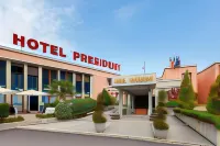 Grand Hotel President - Pool