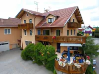 Gasthof-Pension-Metzgerei Jäger Hotels in Worth an der Donau