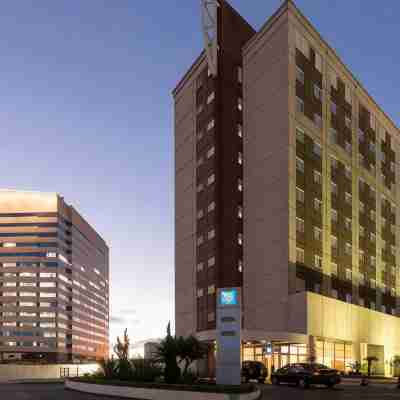 Ibis Budget Tambore Hotel Exterior