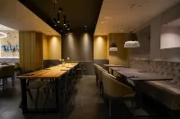 987 Design Prague Hotel - breakfast