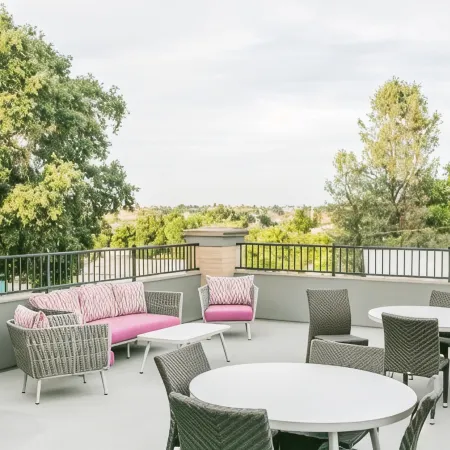 Hotel Siri Downtown - Paso Robles