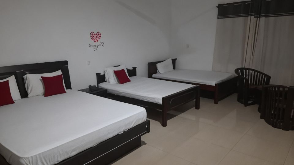 New Sunrise Hotel