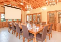 Sunward Park Guest House & Conference Center