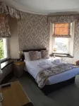 Tyr Graig Castle Hotels in Llangelynin