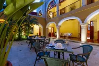 Hotel Boutique Casa Don Gustavo, Campeche - Breakfast