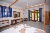 River Cottage Hotels in Buttala