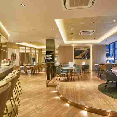 Grand Plaza Hotel & Wellness Dining/Meeting Rooms
