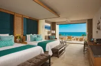 Dreams Playa Mujeres
