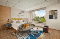 Radisson Kolkata Ballygunge Hotel dekat Pir Pukur