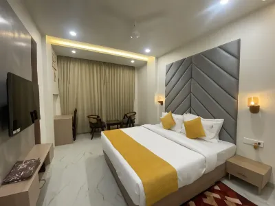 Hotel Aditya Grand Các khách sạn ở Sagar