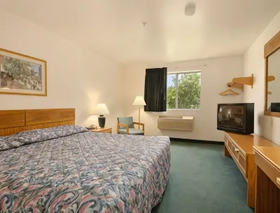 Super 8 by Wyndham Canonsburg/Pittsburgh Area Các khách sạn ở Cecil Township