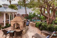 Port d'Hiver Bed and Breakfast Hotels in Indialantic