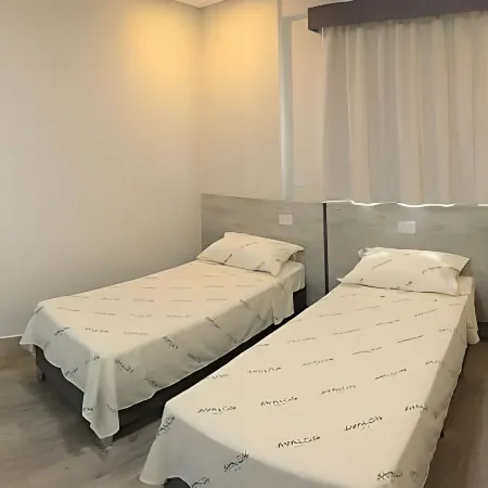 Hotel Avalon Maringá Econômico