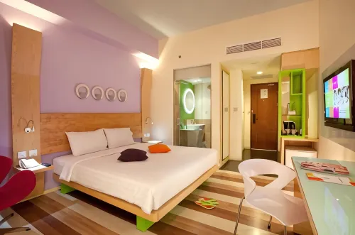 Ibis Styles Yogyakarta - สระว่ายน้ำบนดาดฟ้า