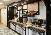 B&B Hotel Paris Nord Gonesse Parc des Expos