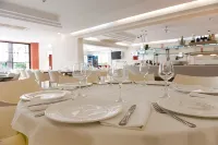 Hotel El Palmeral - Evcil Hayvan Kabul Edilen Alan