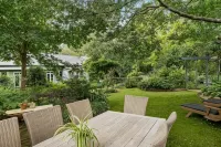 The Bundanoon Guest House - 4-Star