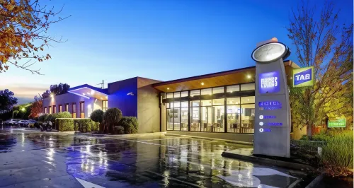 Club Laverton Hotels in Laverton North
