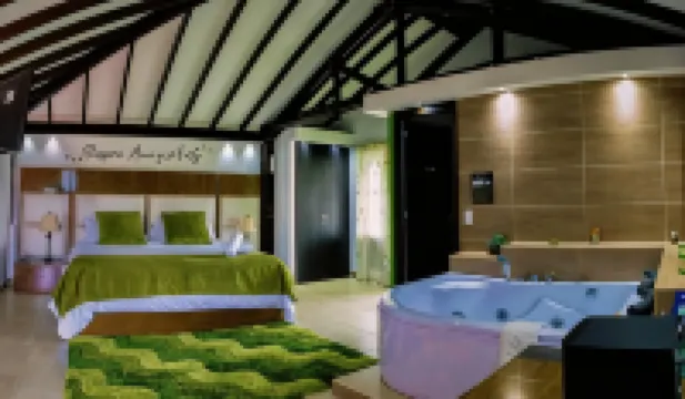 翡翠 Spa 飯店 住宿飯店