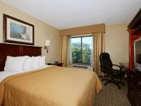 Quality Inn & Suites Hotels in Bucks County