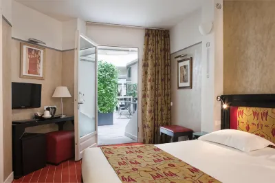 Hotel Eiffel Seine Hotels in Paris