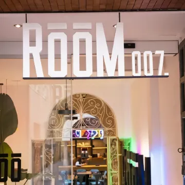 Room Salvador