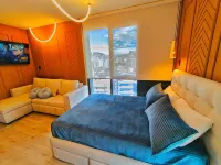 Xoe Mini-Suites and Apartments Hotel a 