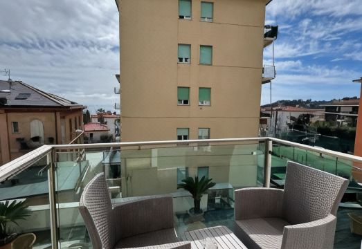 5. 호텔 아리스톤 ..