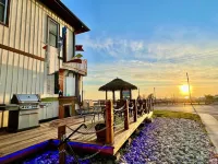 Paradise Inn on the Beach Hotels in Southampton