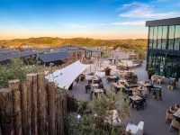 Modern Retreat by the Dunes