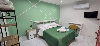 Appart.ti Dimora di Parthenope Pontenuov Hotels in Orto Botanico